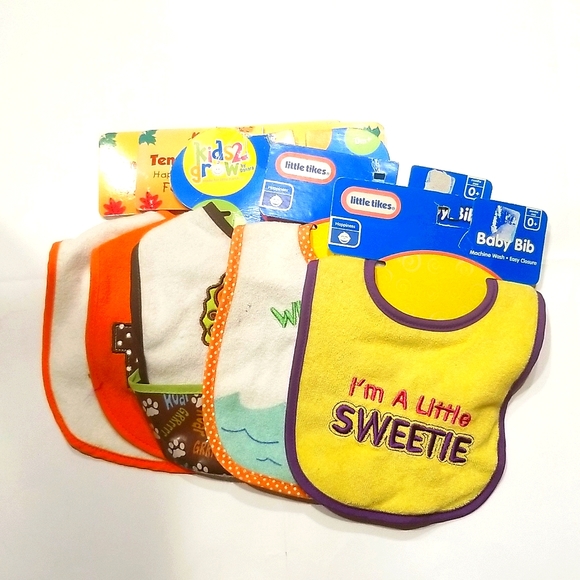 Bundle of 5 baby bibs "as is" NWT - Picture 1 of 6